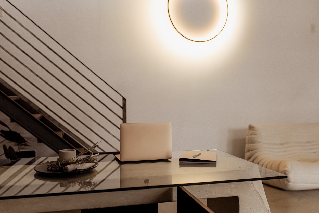 Modern Minimalist Office 